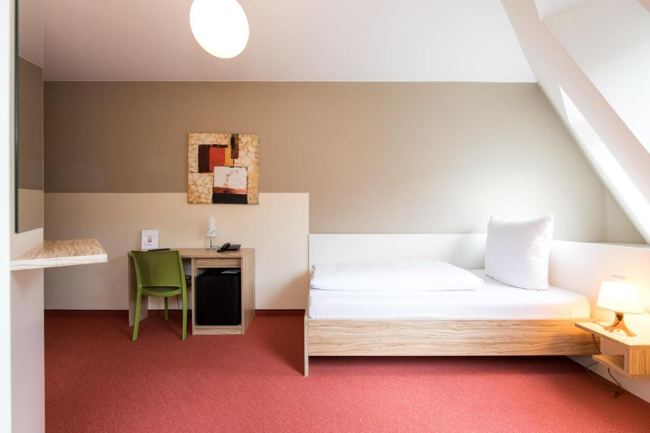 Nu Wave Hotel Berlin - Digital Check-In 2025 エクステリア 写真