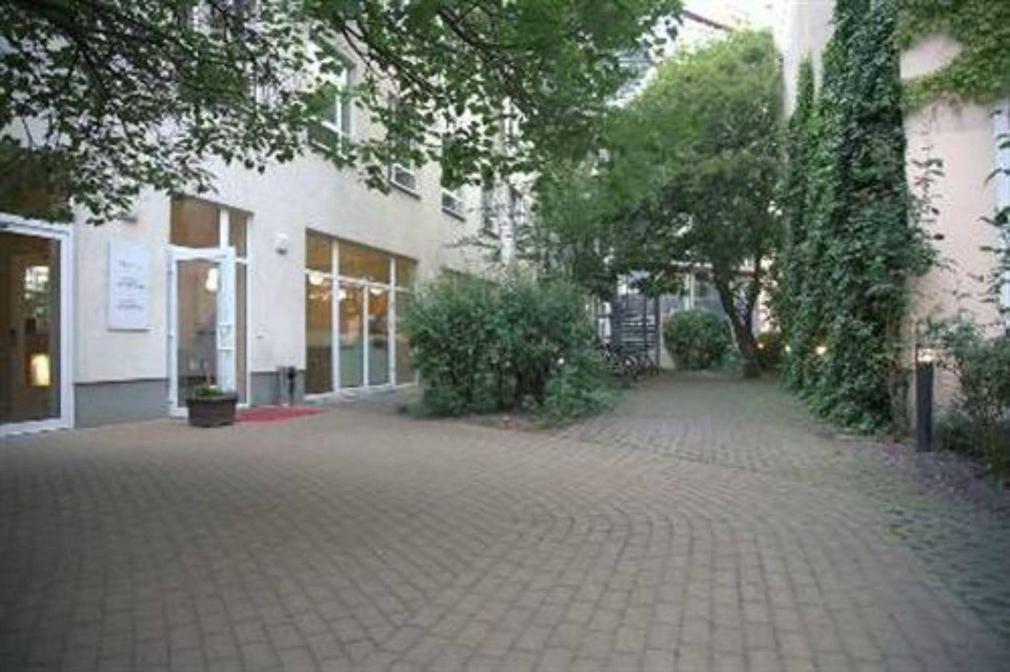Nu Wave Hotel Berlin - Digital Check-In 2025 エクステリア 写真